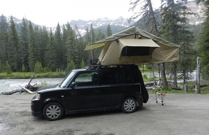La tenda mobile dello scaffale di tetto 4x4 ha integrato la resistenza UV della struttura ed impermeabilizza
